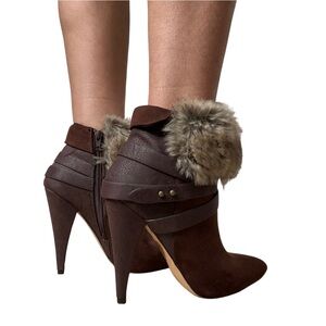 Express Brown suede and faux fur ankle boots with 4" heel